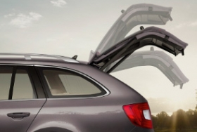 Automobil Škoda Superb Combi