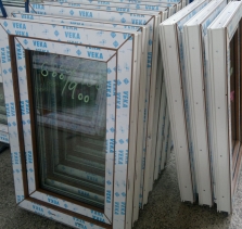 Plastové okno 60x90 bílé/zlatý dub VEKA