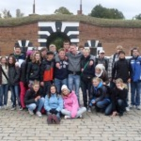 AA ŠKOLNÍ STONOŽKA - školní výlety - slušné ceny pro děti www.skolnistonozka.cz