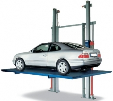 Elektricko-hydraulická zdvíhacia plošina určená na prepravu motorových vozidiel Move 30L