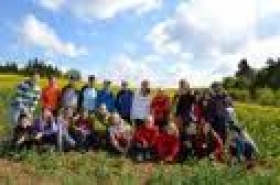 AA ŠKOLNÍ STONOŽKA - školy v přírodě slušné ceny pro děti  www.skolnistonozka.cz