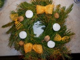 Adventní věnec oranžový