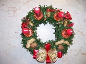 Adventní věnec červeno zlatý