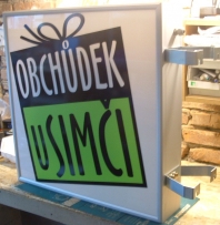 Oboustranné světelné boxy