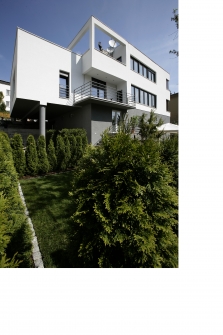 Architektúra, design, stavby. Milujeme svoju prácu od roku 1998.