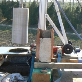 Řezání živice betonu, dilatačních spár