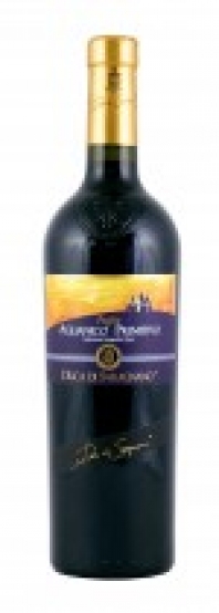 Itálie-Puglia, obs. 0,75 l, červené víno