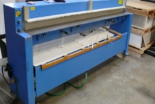Řezání a gravírování laserem nekovových materiálů