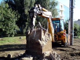 Zemní práce strojem JCB 3CX Turbo