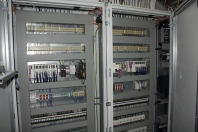 Řídicí systém s PLC