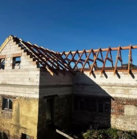 Spolehlivé rekonstrukce střech bez starostí