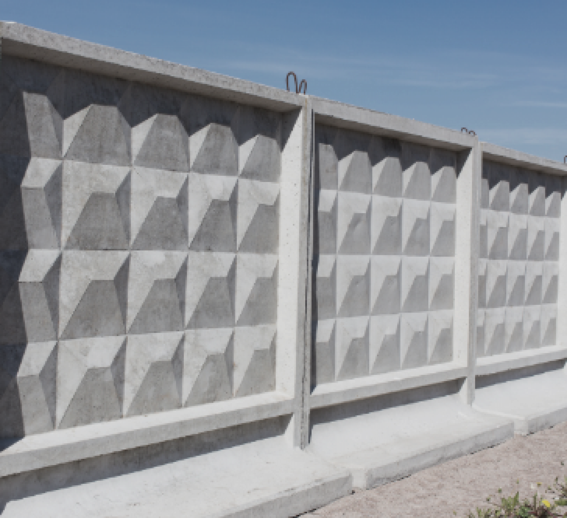 Betonové skládané ploty