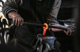 Zakázkové kovářství