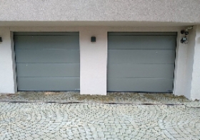 Dveřní a vratové systémy