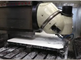 Přesné CNC obrábění a výroba přípravků