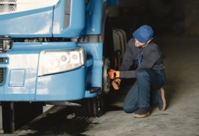 Spolehlivý servis pro Vaše nákladní vozy!