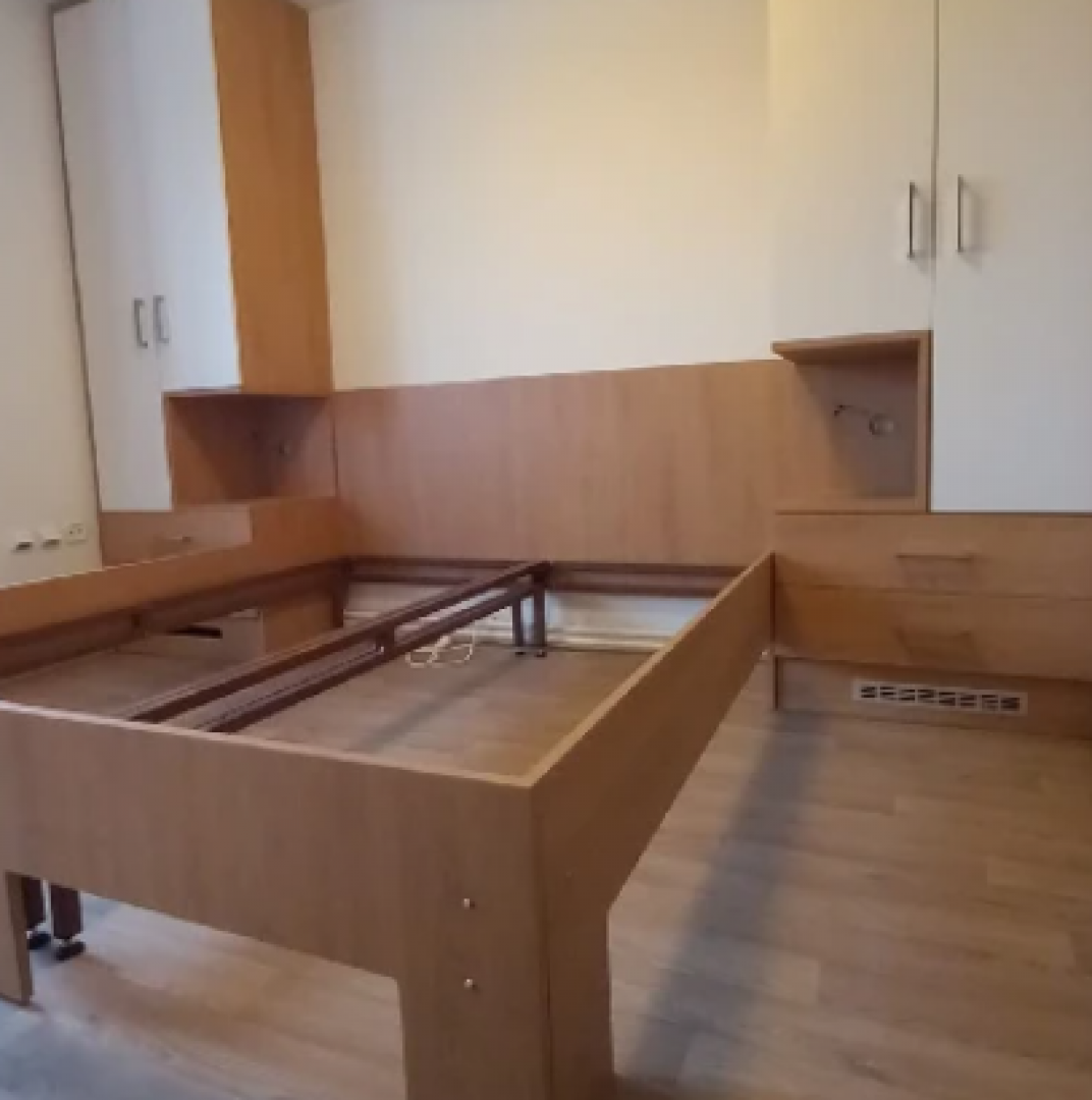 Šatní skříně