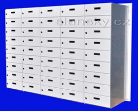 SD-systém sestavy poštovních schránek s čelní deskou
