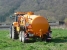 Práce traktorovou cisternou