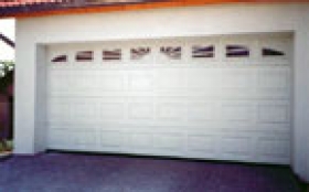 Sekční garážová vrata	- Model 3138 a 4040