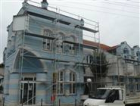 Specializovaná montáž a demontáž atypických lešení