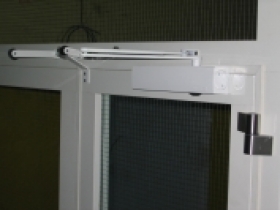 Protipožární dveře ocelové prosklené