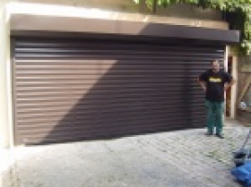 Rolovací garážová vrata