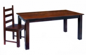 Jídelní dřevěný stůl Don Brown