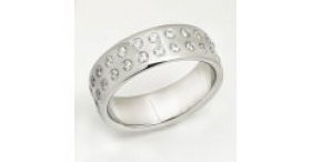 Ocelové prsteny