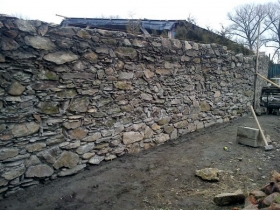 Opěrné zdi a další stavby z kamene
