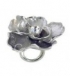 Stříbrný květinový prsten s krystalem Swarovski uprostřed  