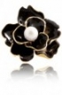 Velký černý květinový prsten s perlou  