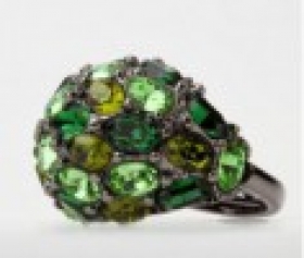 Prsten se zelenými krystaly Swarovski  
