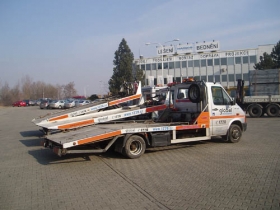  Milan Vobořil - KDYŽ VAŠE AUTO NEMŮŽE, NÁŠ SERVIS VÁM POMŮŽE