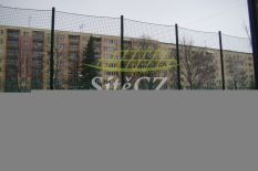 Oplocení sportovního hřiště