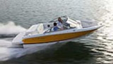 Regal - sportovní motorové lodě se zabudovaným motorem