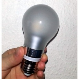 5W E27 LED žárovky teplá bílá stmívací