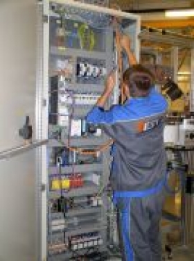 Projekce a výroba zařízení elektro